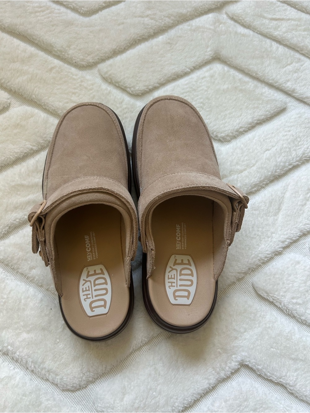 Hey Dude Austin Lift Clog in Sesame